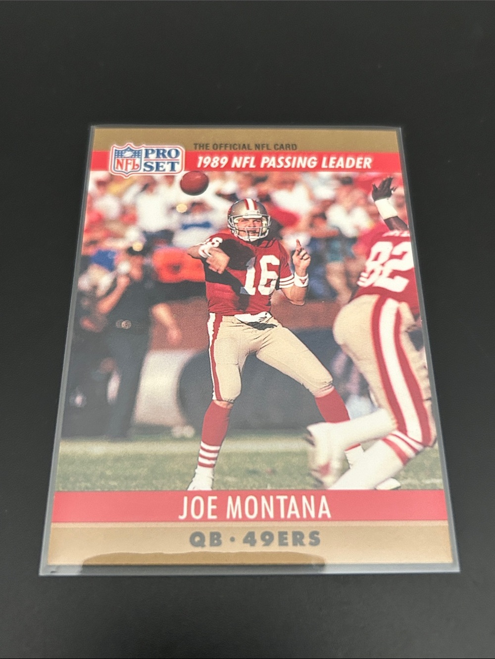 Joe Montana 1989 NFL Passing Leader Football Card - Red/Gold